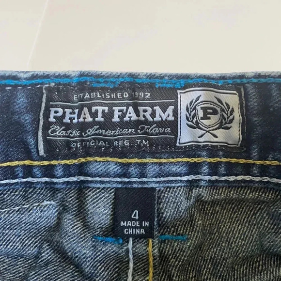 Phat Farm little boys’ straight leg embroidered jeans, boys size 4 - Picture 7 of 9